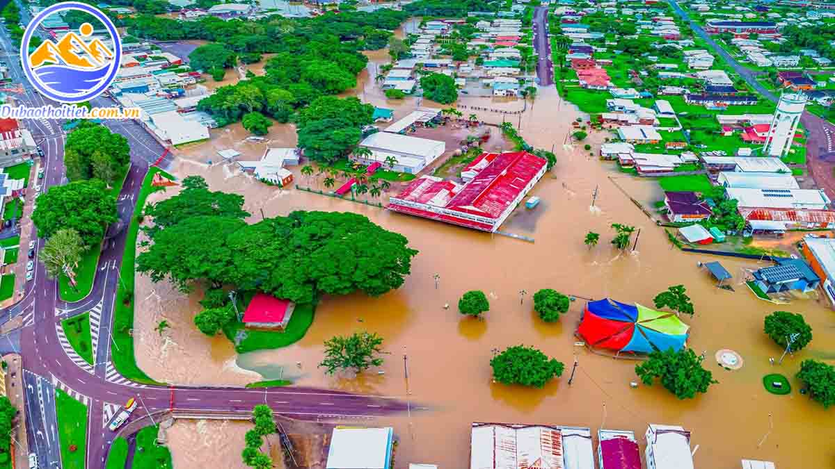 Liên tục cập nhật thông tin lũ lụt là gì