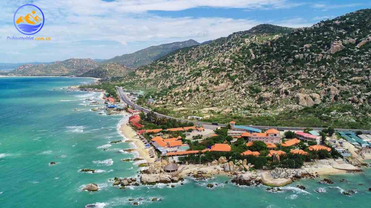 Đặc điểm tự nhiên ảnh hưởng đến đặc điểm khí hậu Ninh Thuận